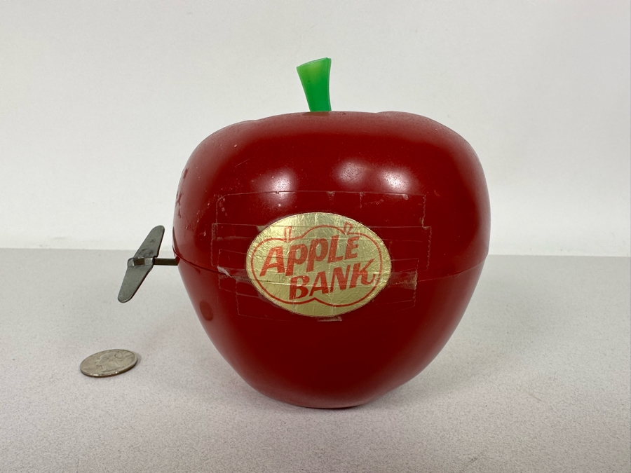 Vintage Japanese Mechanical Wind Up Apple Bank By Yone Working No 2185 Working 5W X 5H [Photo 7]