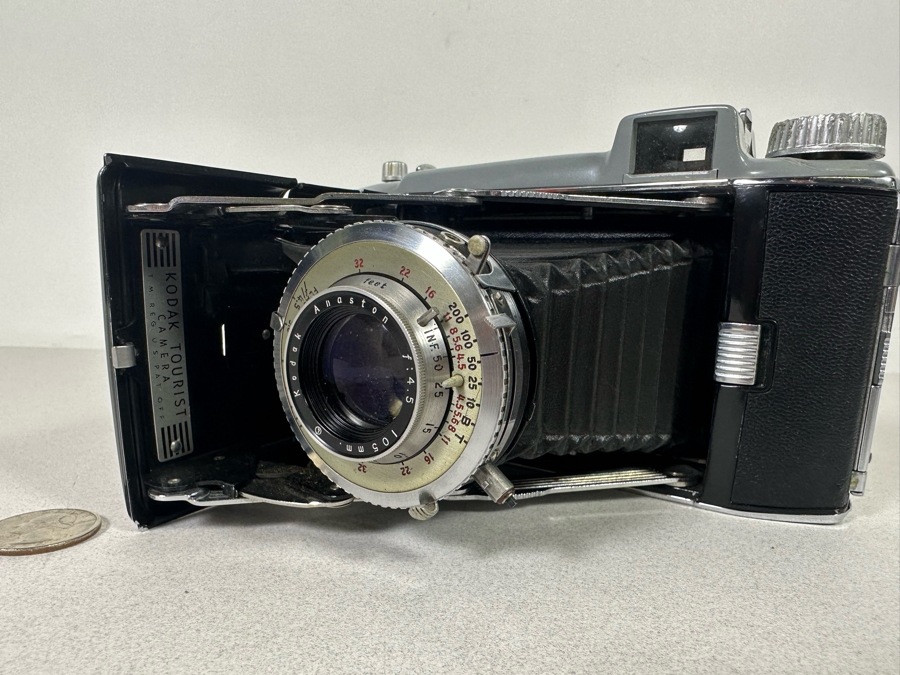 Vintage Kodak Tourist Bellows Camera [Photo 2]