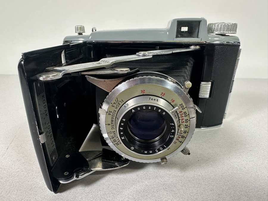 Vintage Kodak Tourist Bellows Camera [Photo 5]