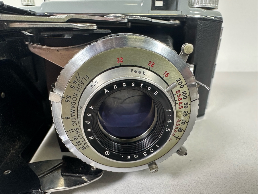 Vintage Kodak Tourist Bellows Camera [Photo 6]