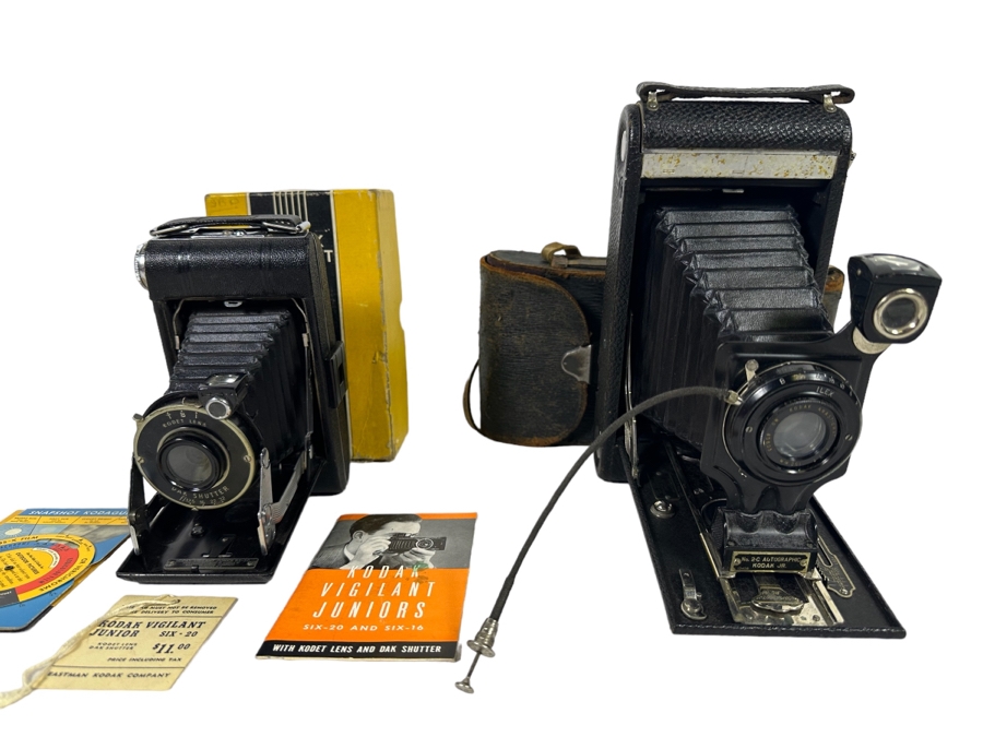 Vintage Kodak Vigilant Junior Six-20 And Antique Kodak Jr. No. 2-C Autographic Bellows Camera