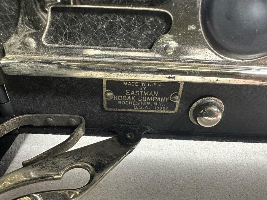 Vintage Kodak Vigilant Junior Six-20 And Antique Kodak Jr. No. 2-C Autographic Bellows Camera [Photo 22]