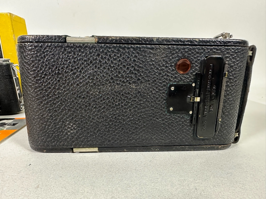 Vintage Kodak Vigilant Junior Six-20 And Antique Kodak Jr. No. 2-C Autographic Bellows Camera [Photo 23]