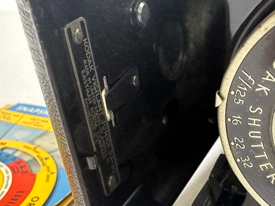 Vintage Kodak Vigilant Junior Six-20 And Antique Kodak Jr. No. 2-C Autographic Bellows Camera [Photo 17]