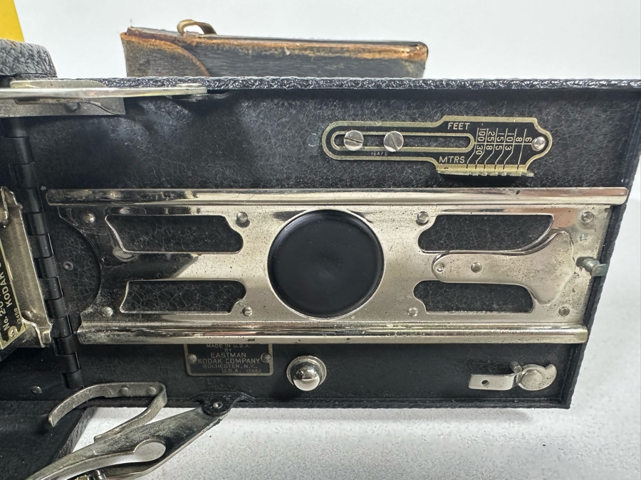 Vintage Kodak Vigilant Junior Six-20 And Antique Kodak Jr. No. 2-C Autographic Bellows Camera [Photo 21]