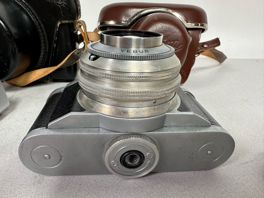 Vintage Canon Canonet Film Camera With EE Electric Eye Lens And Vintage German Altissa Altix Film Camera [Photo 19]