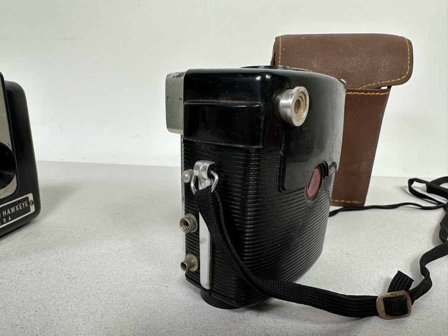 Vintage Kodak Brownie Hawkeye Camera, Vintage Argus Argoflex Seventy-Five And Vintage Kodak Brownie Starmatic Camera [Photo 17]