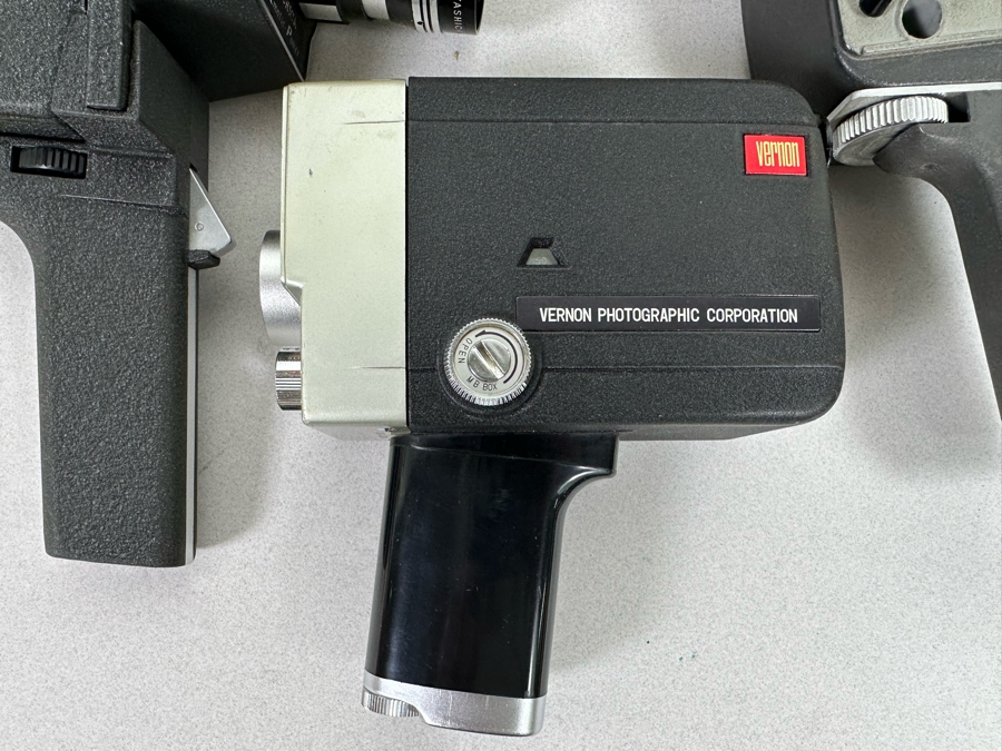 Collection Of Four Vintage Movie Motion Film Cameras [Photo 18]