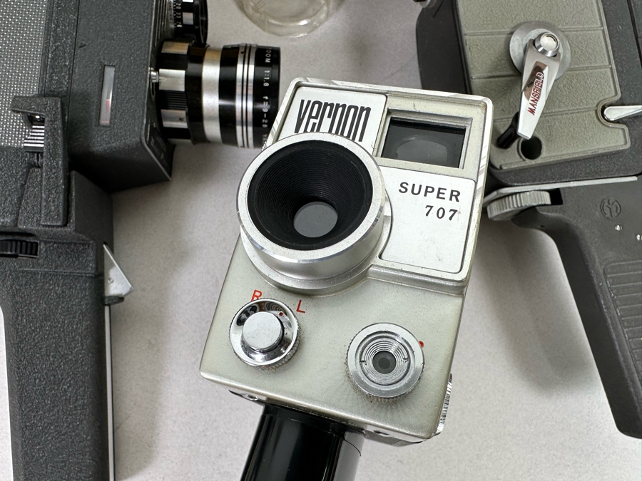 Collection Of Four Vintage Movie Motion Film Cameras [Photo 19]
