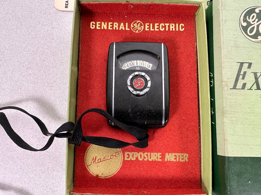 Three Vintage Light Exposure Meters [Photo 5]