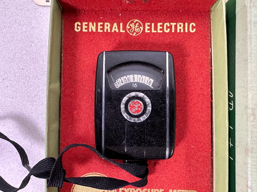 Three Vintage Light Exposure Meters [Photo 6]