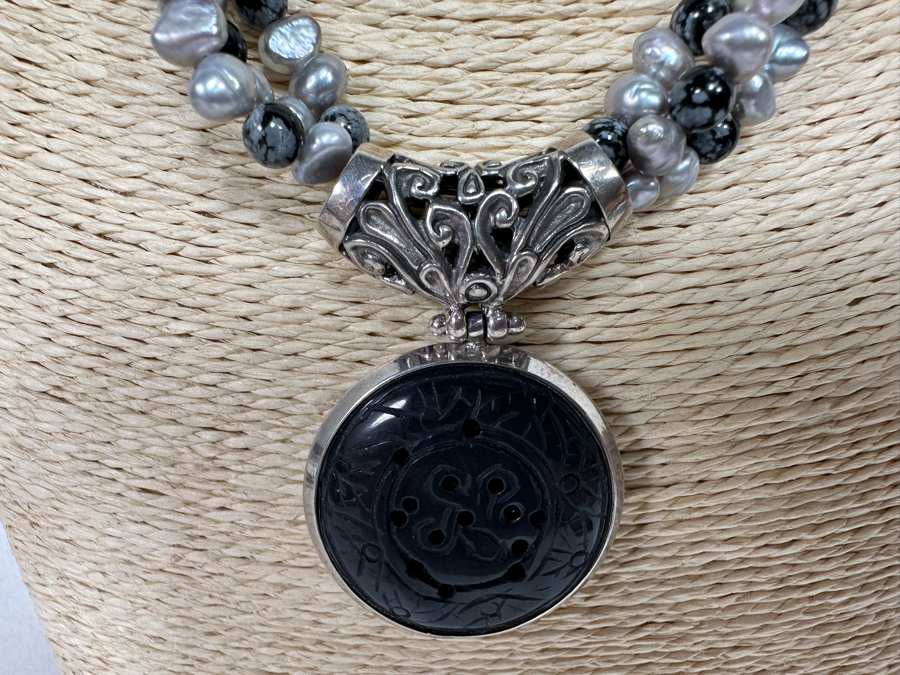 17' Multi-Strand Pearl Necklace With Carved Stone Pendant [Photo 9]