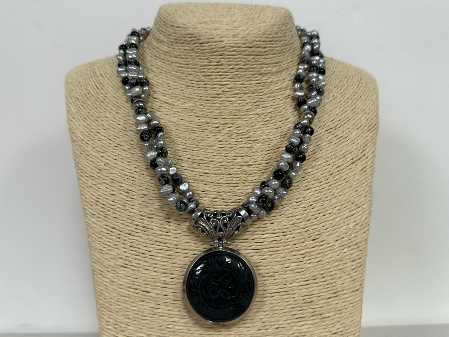 17' Multi-Strand Pearl Necklace With Carved Stone Pendant [Photo 3]
