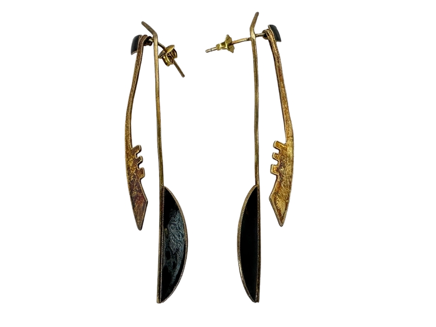 Pair Of Mid-Century Silver Earrings 6.1g