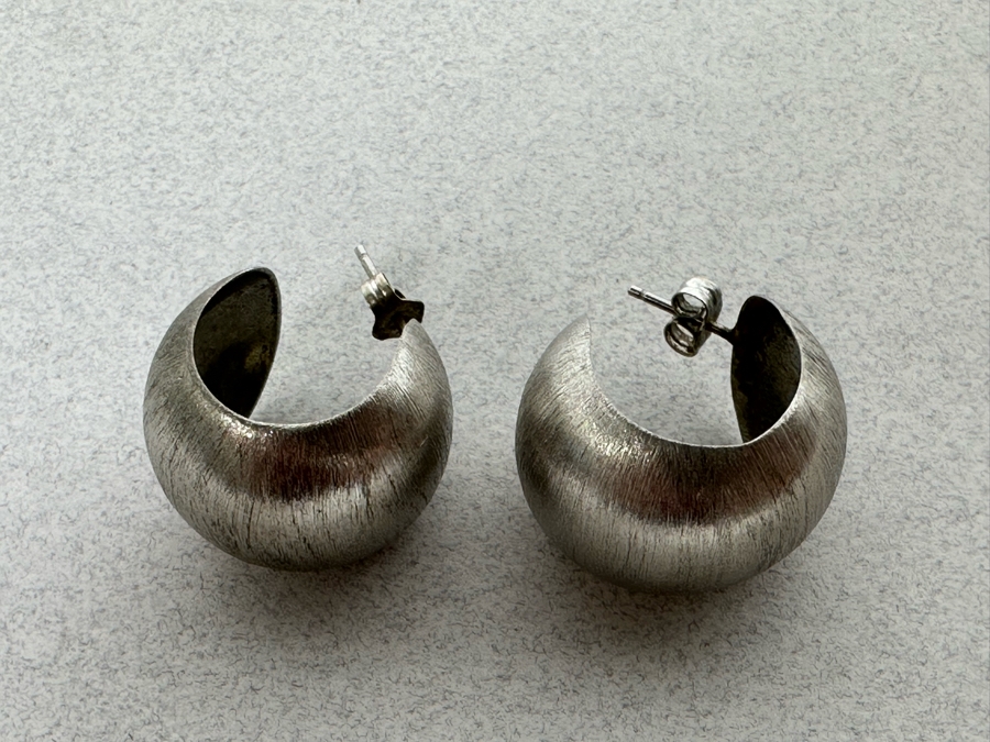 Pair Of Modernist Sterling Silver Earrings With 14K Backs 5.6g [Photo 4]