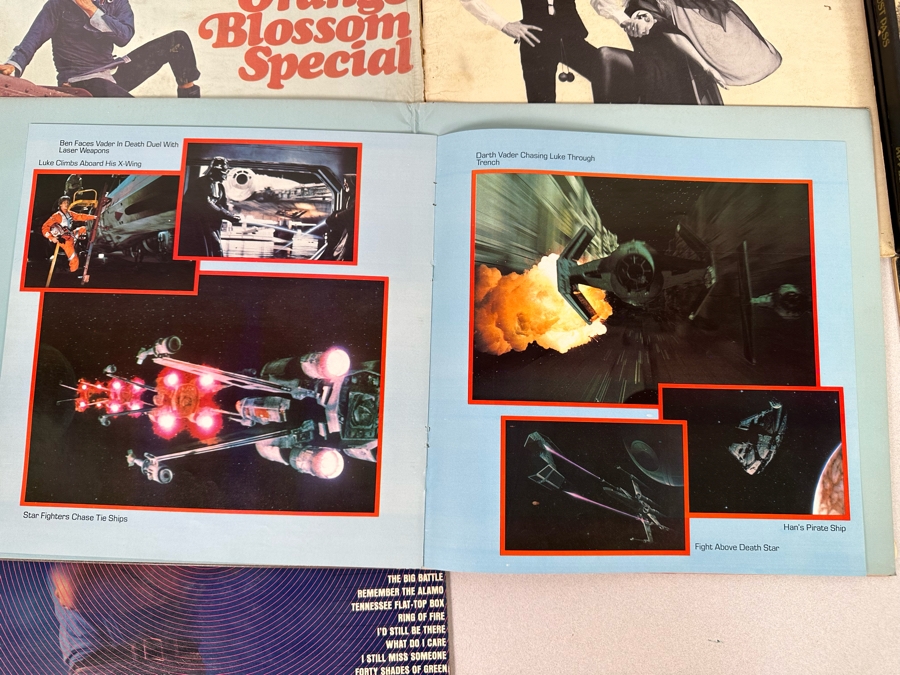 Vintage Vinyl Records: The Story Of Star Wars, Johnny Cash, George Harrison, Fleetwood Mac, Cat Stevens, Love [Photo 8]