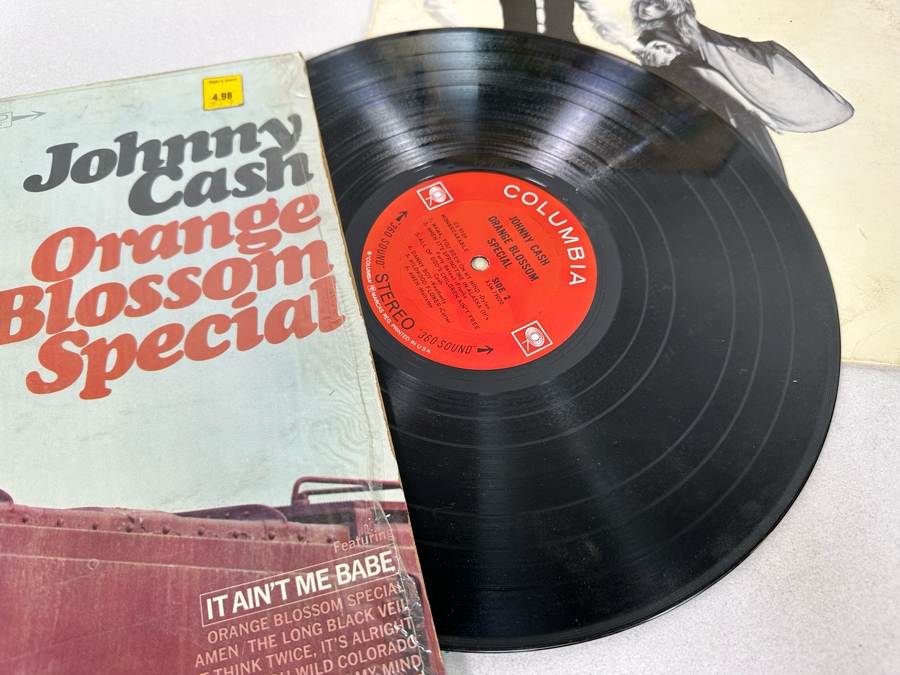 Vintage Vinyl Records: The Story Of Star Wars, Johnny Cash, George Harrison, Fleetwood Mac, Cat Stevens, Love [Photo 15]