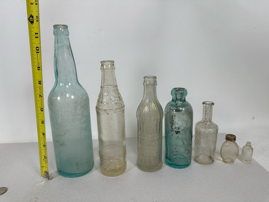 Collection Of Old Glass Bottles 11.5H-2H [Photo 14]