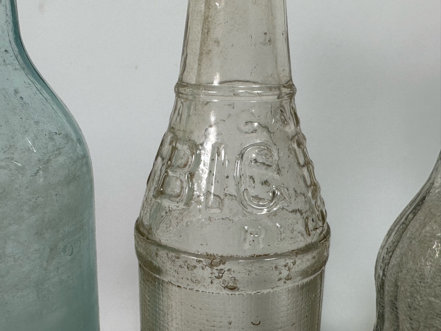Collection Of Old Glass Bottles 11.5H-2H [Photo 12]