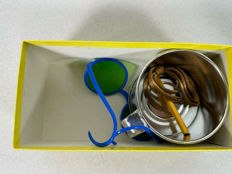 Collection Of Vintage Retirement Gag Gifts [Photo 14]