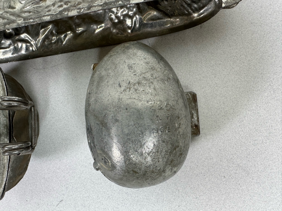 Collection Of Vintage Chocolate Molds [Photo 6]