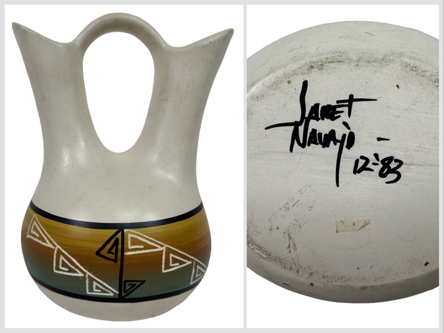 Vintage Native American Navajo Wedding Vase Signed 5.5W X 8H