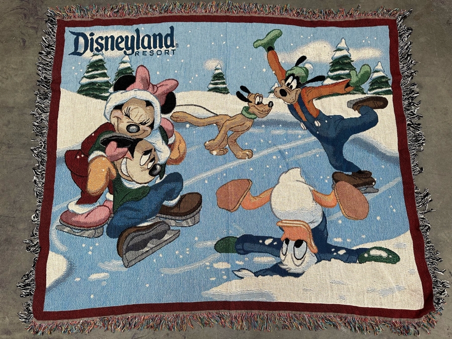 Disneyland Resort Woven Tapestry Throw Blanket 'Ice Skating' 56 x 48 [Photo 3]