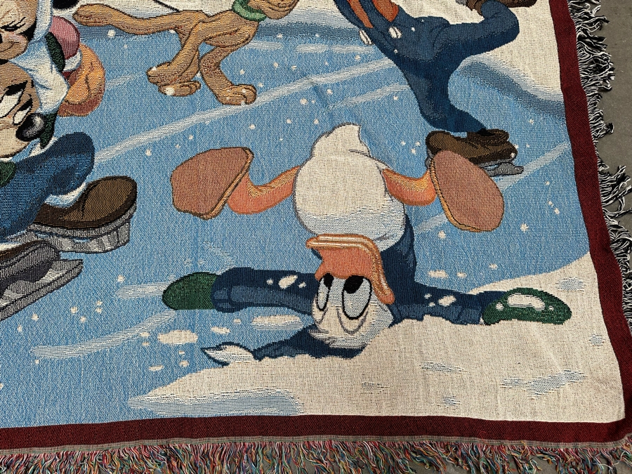Disneyland Resort Woven Tapestry Throw Blanket 'Ice Skating' 56 x 48 [Photo 8]