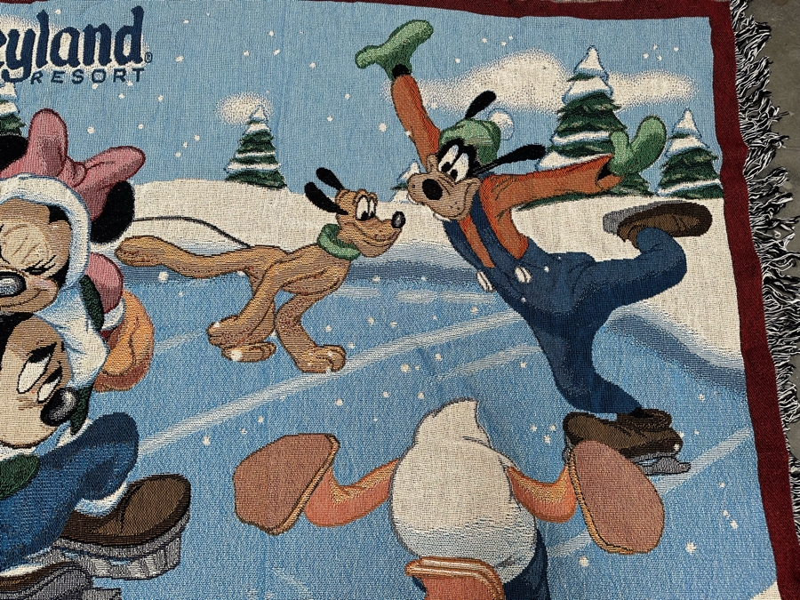 Disneyland Resort Woven Tapestry Throw Blanket 'Ice Skating' 56 x 48 [Photo 7]