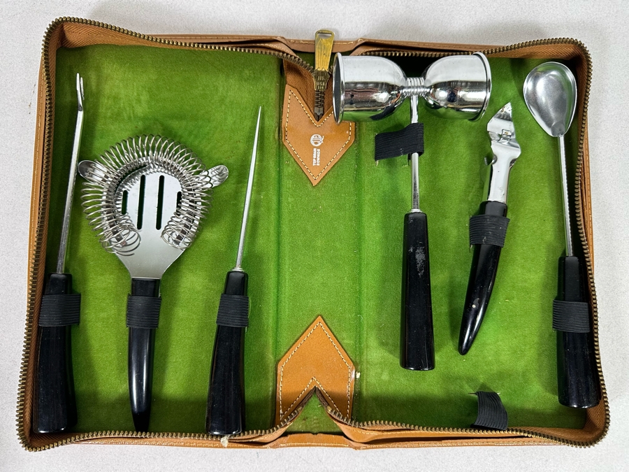 Vintage Cue Barware Set [Photo 2]