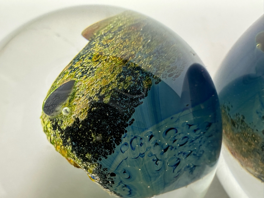 Set Of Three Art Glass Balls With Lucite Display Stand 10.25W X 5D X 7H [Photo 16]