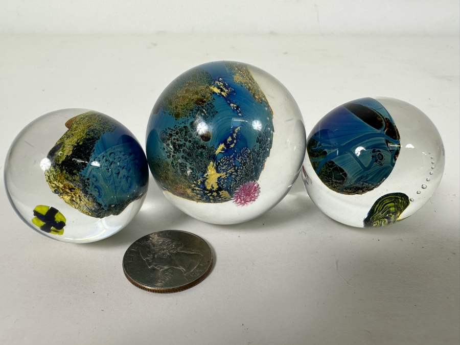 Set Of Three Art Glass Balls With Lucite Display Stand 10.25W X 5D X 7H [Photo 11]