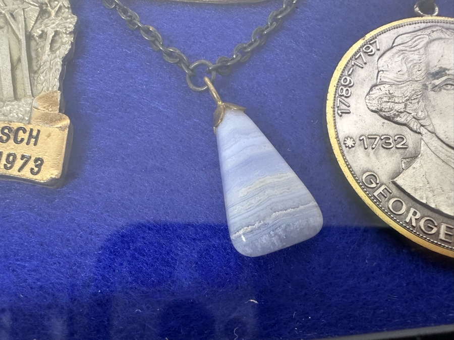 Vintage 1970s German Volksmarch Volkswanderung Medals Nicely Displayed In A Shadowbox Frame 21 X 17 [Photo 25]