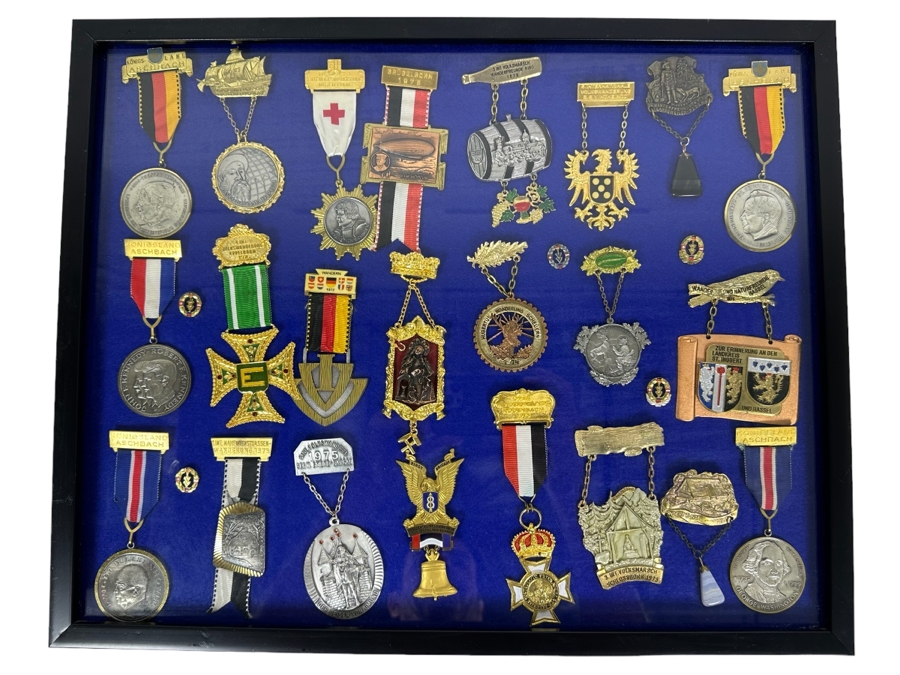 Vintage 1970s German Volksmarch Volkswanderung Medals Nicely Displayed In A Shadowbox Frame 21 X 17 [Photo 1]