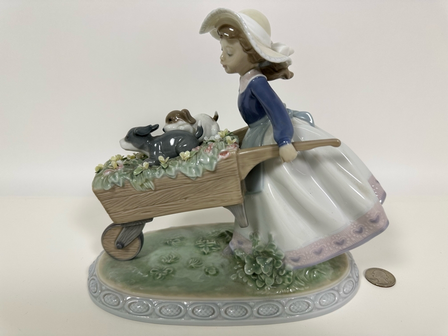 Lladro 'A Barrow of Fun' Porcelain Figurine 9.5W x 8.5H [Photo 8]