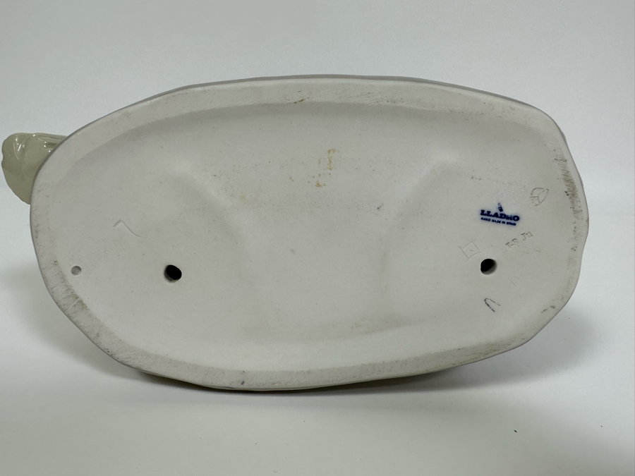 Lladro 'The Gossips' Porcelain Figurine 12H  [Photo 7]