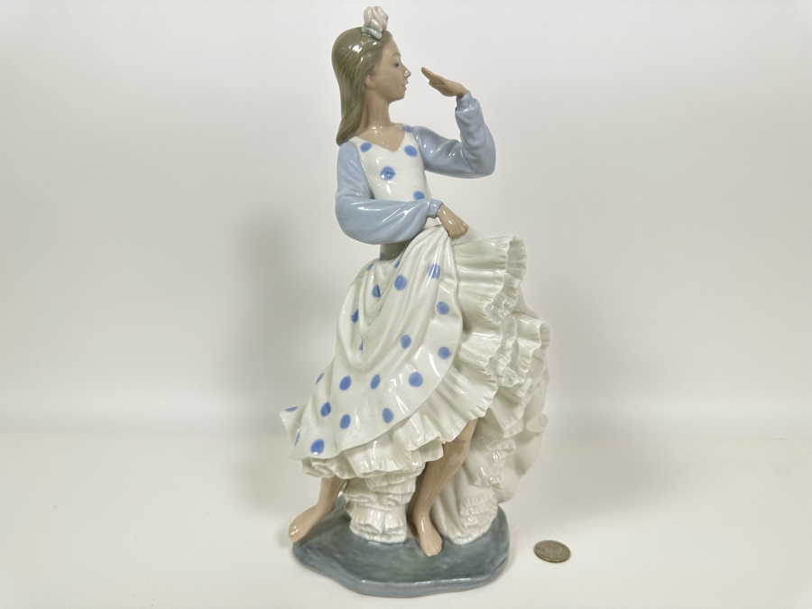 Nao by Lladro Porcelain Figurine of Flamenco Dancer 14H [Photo 3]