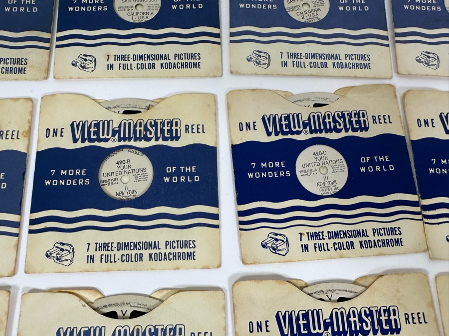 Vintage View-Master With Reels Of Water Skiing, San Francisco, Miss America Beauty Pageant, Movie Stars, Italy And More [Photo 10]