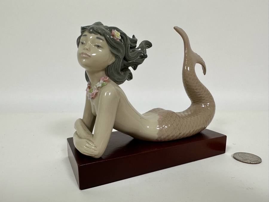 Lladro 'Fantasy Mermaid' Porcelain Figurine with Box 4.3H [Photo 3]