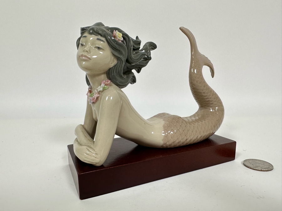 Lladro 'Fantasy Mermaid' Porcelain Figurine with Box 4.3H [Photo 2]