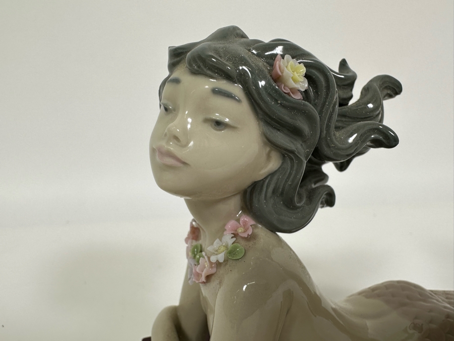 Lladro 'Fantasy Mermaid' Porcelain Figurine with Box 4.3H [Photo 8]