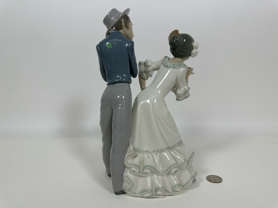 Nao by Lladro Gypsy Group Flamenco Dancing Couple Porcelain Figurine 10.5H [Photo 7]