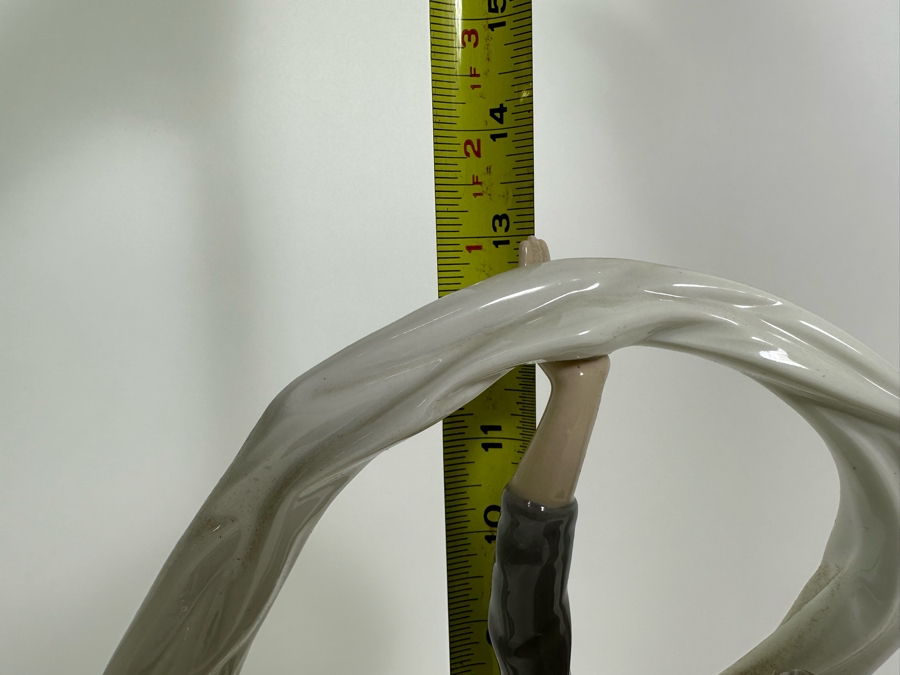 Nao by Lladro 'Dancer with Veil' Porcelain Figurine 13H [Photo 12]