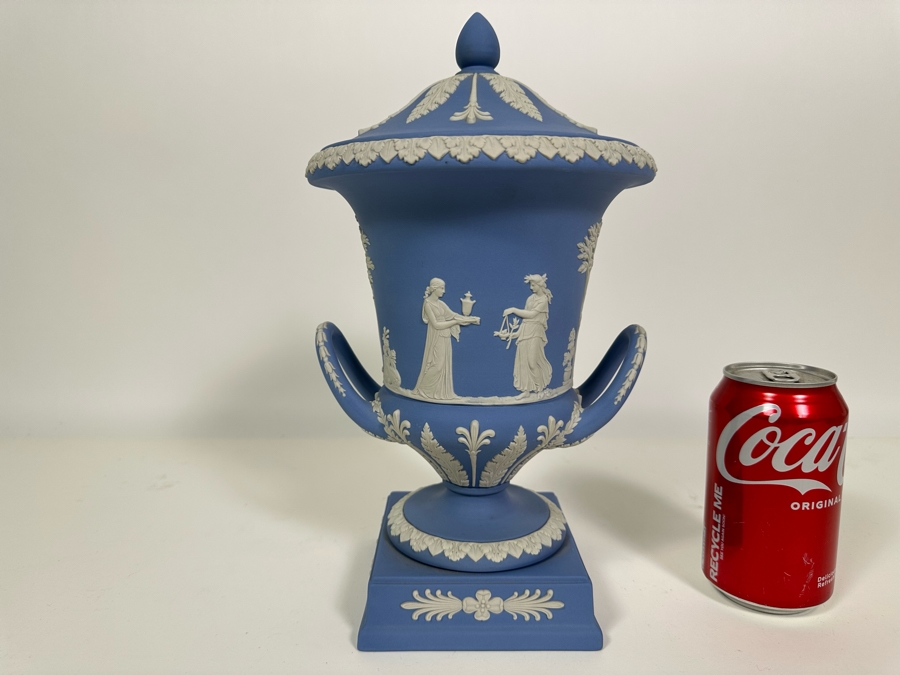 Vintage Wedgwood Blue Jasperware Campagna Lidded Urn Pedestal Vase with White Bas-Relief and Sacrificial Characters 12H [Photo 3]