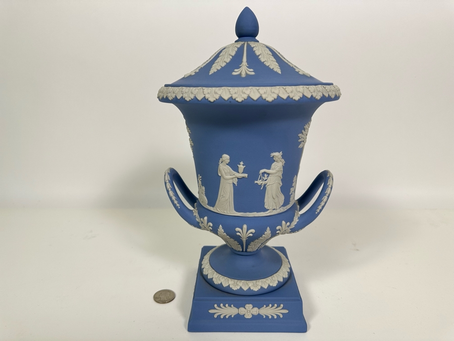 Vintage Wedgwood Blue Jasperware Campagna Lidded Urn Pedestal Vase with White Bas-Relief and Sacrificial Characters 12H [Photo 5]
