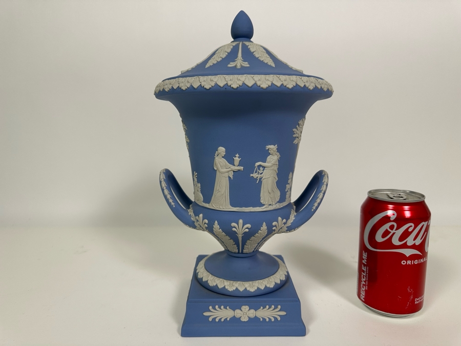 Vintage Wedgwood Blue Jasperware Campagna Lidded Urn Pedestal Vase with White Bas-Relief and Sacrificial Characters 12H [Photo 2]