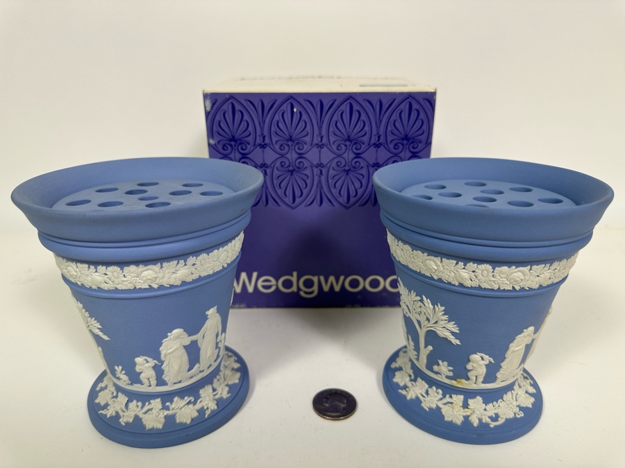 Vintage Wedgwood Jasperware Pale Blue Flower Vase and Grid with Boxes 5H [Photo 2]