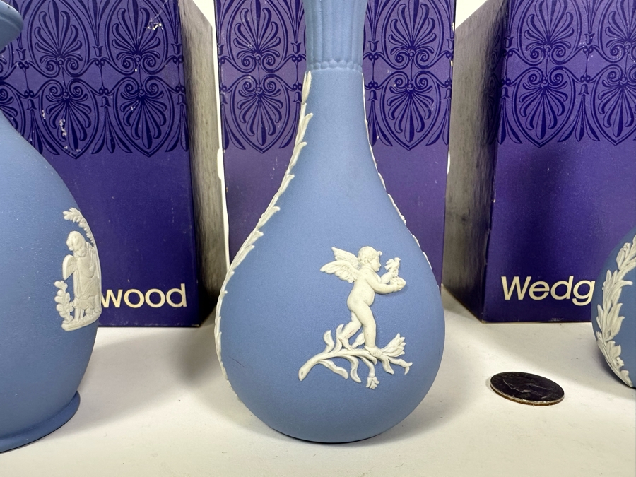 Lot of Vintage Wedgwood Jasperware Pale Blue Posy Pot Garden, Two Bud Vases and Arcadian Vase with Boxes 4.75 - 5.25H [Photo 9]