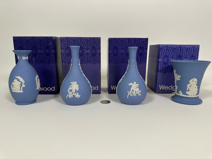 Lot of Vintage Wedgwood Jasperware Pale Blue Posy Pot Garden, Two Bud Vases and Arcadian Vase with Boxes 4.75 - 5.25H [Photo 2]