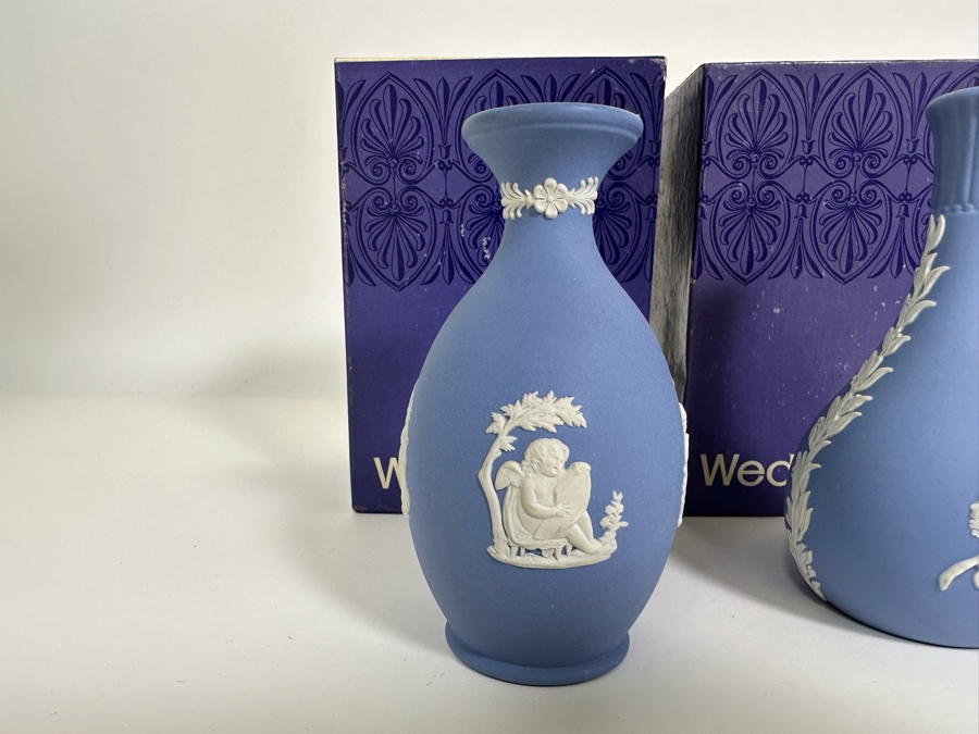 Lot of Vintage Wedgwood Jasperware Pale Blue Posy Pot Garden, Two Bud Vases and Arcadian Vase with Boxes 4.75 - 5.25H [Photo 6]